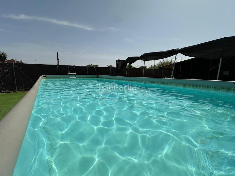 Foto fd7476de-e8e1-4225-8320-3a26dad08844. Casa parcela camino molares en Centro Utrera