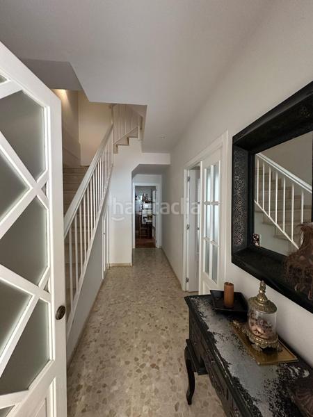 Foto bc9e0074-ba9b-424f-b6ea-664d71d708fd. Casa vivienda unifamiliar en Centro Utrera