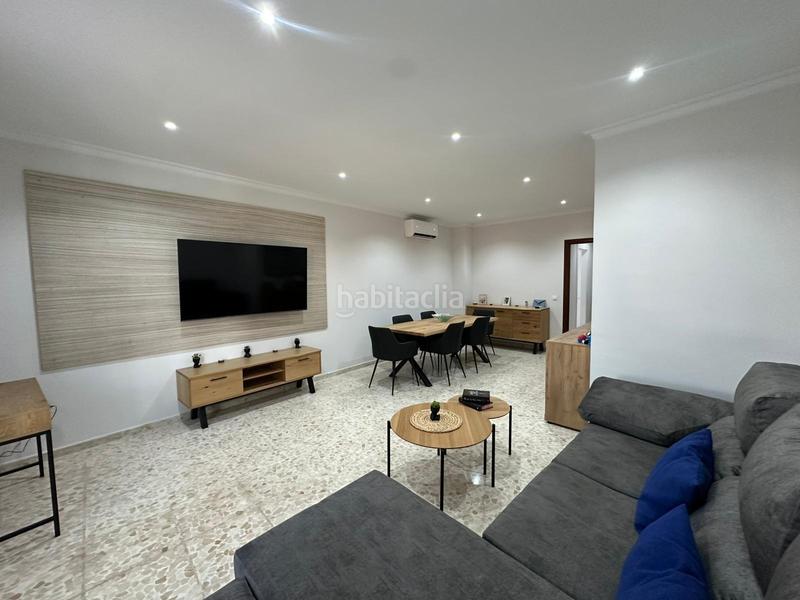 Foto cb42a118-8579-4d12-9deb-2987339fe121. Appartamento in Estación - La Fontanilla - El Tinte Utrera