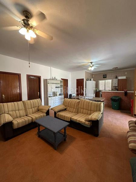 Foto a27e50ee-c50a-4bf5-9aa4-766e3f702325. Casa con parcheggio in Pedanías Sur Utrera