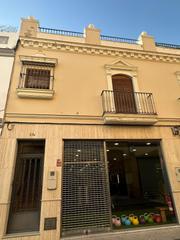 Appartement à Centro. Piso alto independiente
