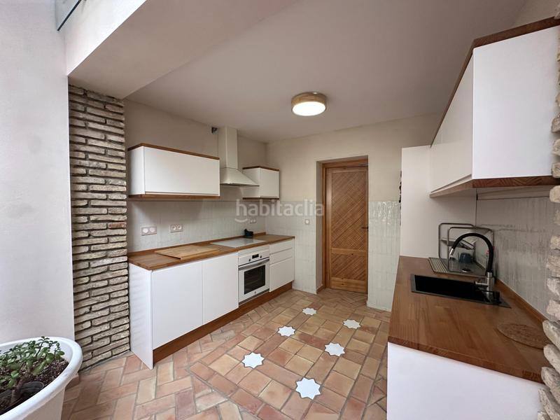 Foto 606de192-0799-436c-be06-45ae91f6b7f0. Casa vivienda reformada en Centro Utrera