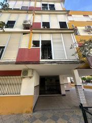 Etagenwohnung in Salesianos. Piso sin ascensor