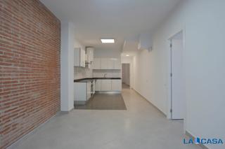 Rez-de-chaussée à Sants-Badal