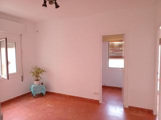 Etagenwohnung in Sant Ramon - Maternitat. Muy luminoso con terraza privada en les corts  62 m con grandes