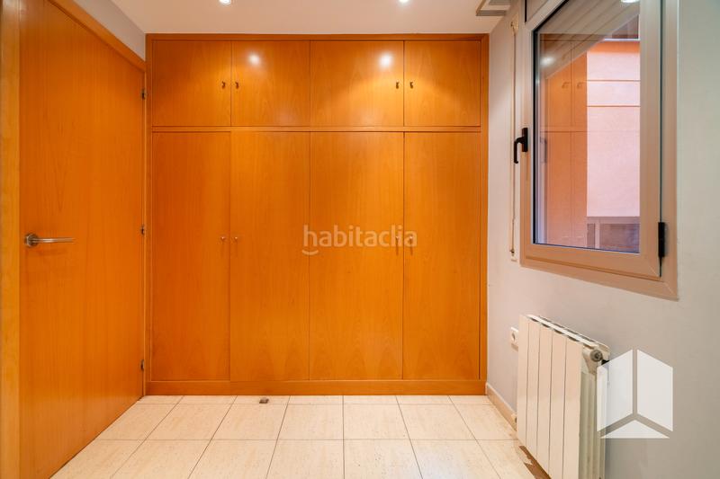 Foto d3360e90-b762-411d-a979-2fba5c1351dc. Appartamento con parcheggio piscina in Castell-Poble Vell Castelldefels