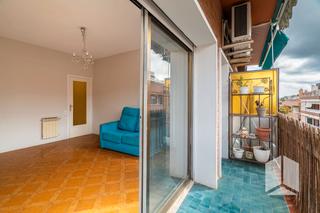 Appartement à Centre. Piso en montemar  luz, espacio y ubicación en castelldefels