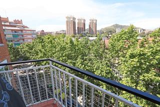 Flat in La Plana. Ático exterior con terraza  esplugues de llobregat, la plana