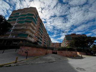 Parking voiture à Llefià. Se vende plaza de parking en garaje exclusivo!oportunidad única