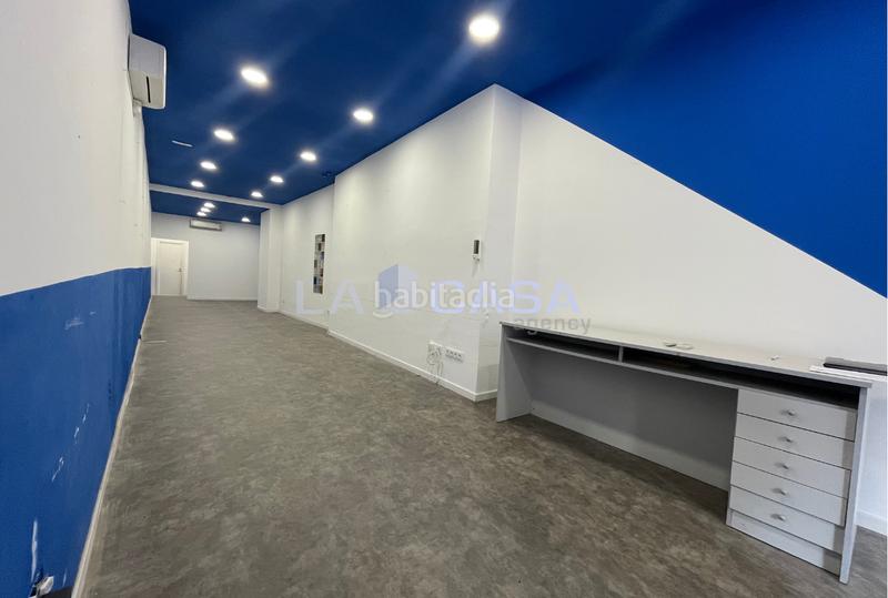 Foto b8b550cc-4b2a-4a6b-946d-783f150110c6. Büro in La Salut Badalona