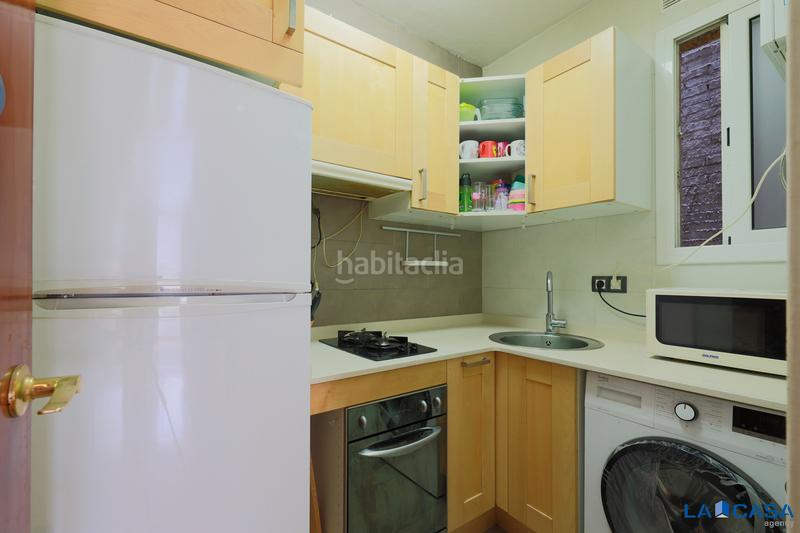 Foto 7c4ed6ae-3bb8-4338-807f-4f4418de0003. Appartamento in Sants Barcelona