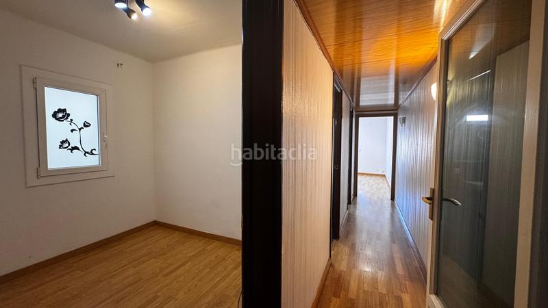 Foto e6121fab-dbda-41d1-bf77-2ce154467beb. Appartamento in El Camp de l´Arpa del Clot Barcelona