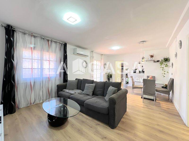 Foto 3d147d9a-8c54-4eae-8b31-09c2b9c26c81. Àtic a Prosperitat Barcelona