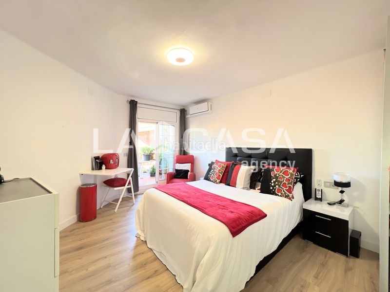 Foto a2910d67-86ea-45e6-a821-82adf87a75bc. Àtic a Prosperitat Barcelona