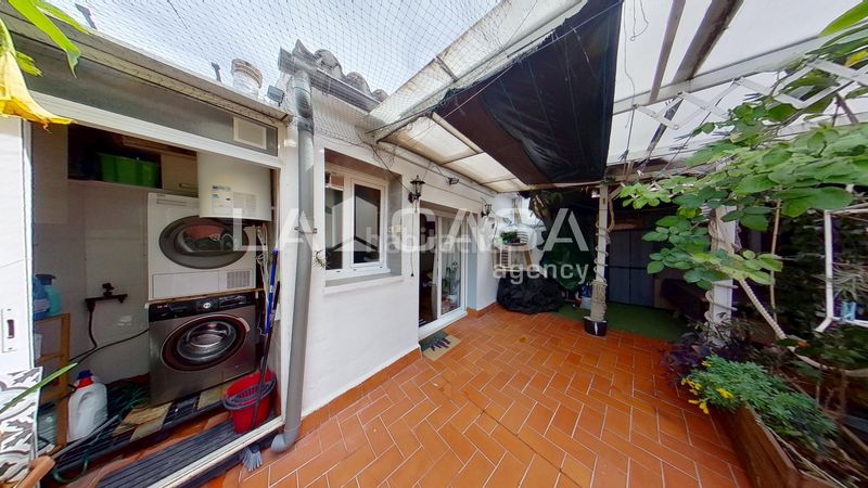 Foto 004b9454-6502-413e-8ea6-9883b206d2d0. Àtic a Carmel Barcelona