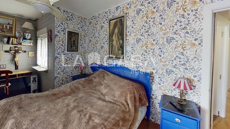 Foto cc90bacf-f04c-42d7-976a-dac922a8c356. Àtic a Carmel Barcelona