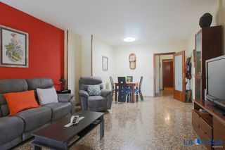 Pis a Santa Eulàlia. Oportunidad única! piso totalmente exterior, amplio y muy bien u