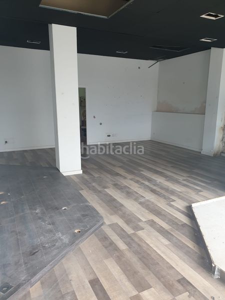 Foto 4b67c28b-45e7-43d3-b9a1-487aa2ac2906. Local comercial a Centre-Estació Gavà