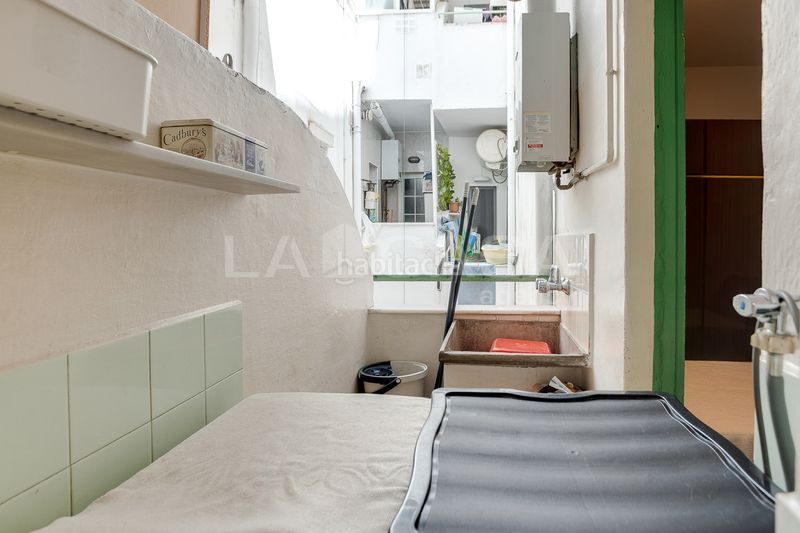Foto 2dffbe8c-99af-4eb6-b171-8e7517a7cafd. Pis a Barri de les Corts Barcelona