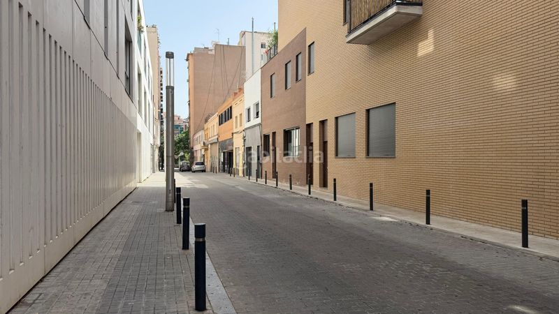 Foto 9ccad6f2-b942-4583-88c8-ba4e5dc44c09. Loft amb calefacció a El Camp de l´Arpa del Clot Barcelona