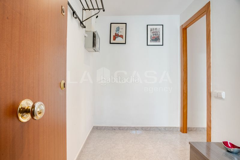 Foto f573f50a-56d4-47ed-88ba-5481669885b2. Àtic amb calefacció a Provençals del Poblenou Barcelona
