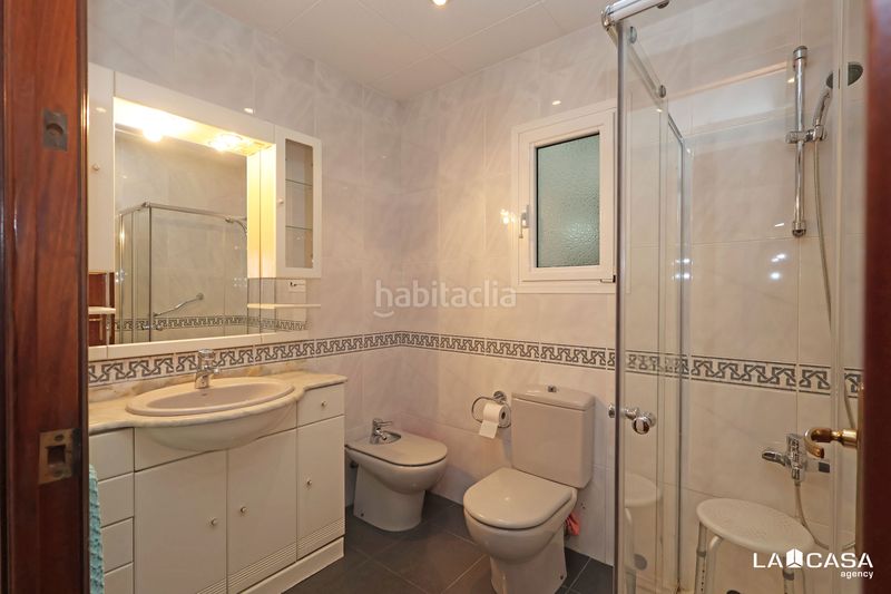 Foto 63b5bea8-3693-42f4-8280-a139595f5e90. Dachwohnung mit heizung in Santa Eulàlia Hospitalet de Llobregat (L´)