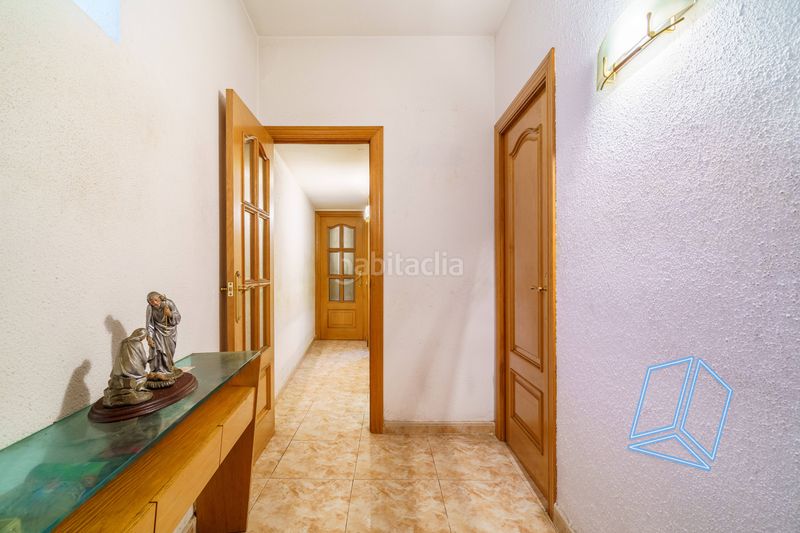 Foto a8ba553a-ce8c-4385-a178-6b92c65dcbe7. Pis a Baix Guinardó Barcelona
