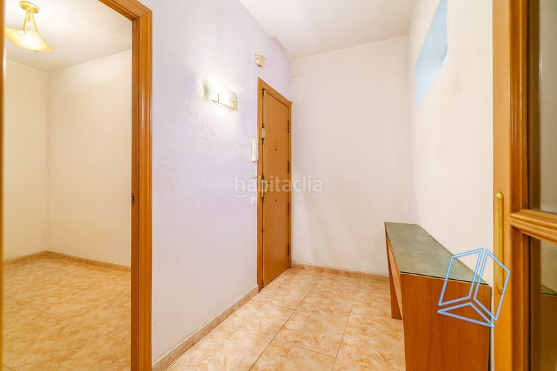 Foto f1bd89b9-6d90-470d-8d0e-1f6cae019481. Pis a Baix Guinardó Barcelona