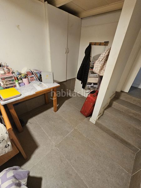 Foto 1b4ba694-7737-4c0a-a4cc-13cada743b5a. Planta baja la casa agency presenta piso reformado en sant adrià se vende alquilado en Badalona