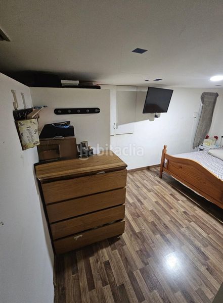 Foto e8ac64d7-c7ab-4adf-a609-533f70d3067c. Planta baja la casa agency presenta piso reformado en sant adrià se vende alquilado en Badalona