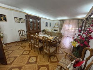 Pis en Casco Antiguo. Amplio piso con terraza en pleno centro de algeciras  zona plaza