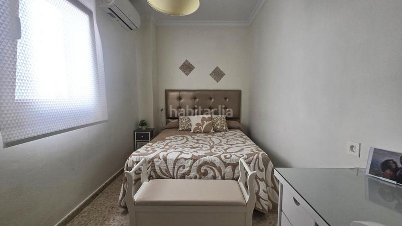 Foto b4659118-4406-4a37-a50b-c41332c553c8. Casa adossada amb aparcament a San José-San Bernardo Línea de la Concepción (La)