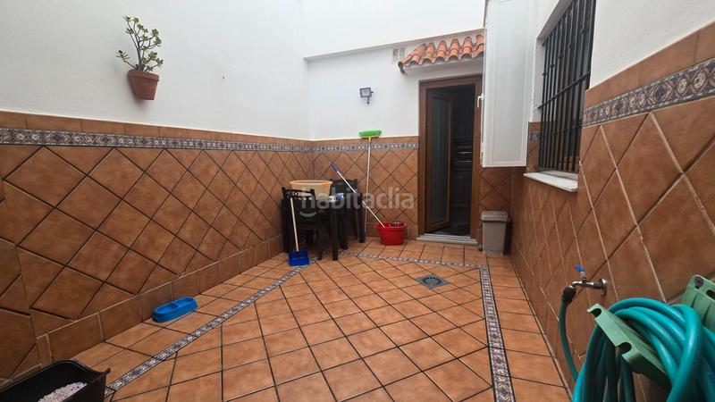 Foto fa11c734-c67d-46ce-be06-6c2835c0389e. Casa adossada amb aparcament a San José-San Bernardo Línea de la Concepción (La)