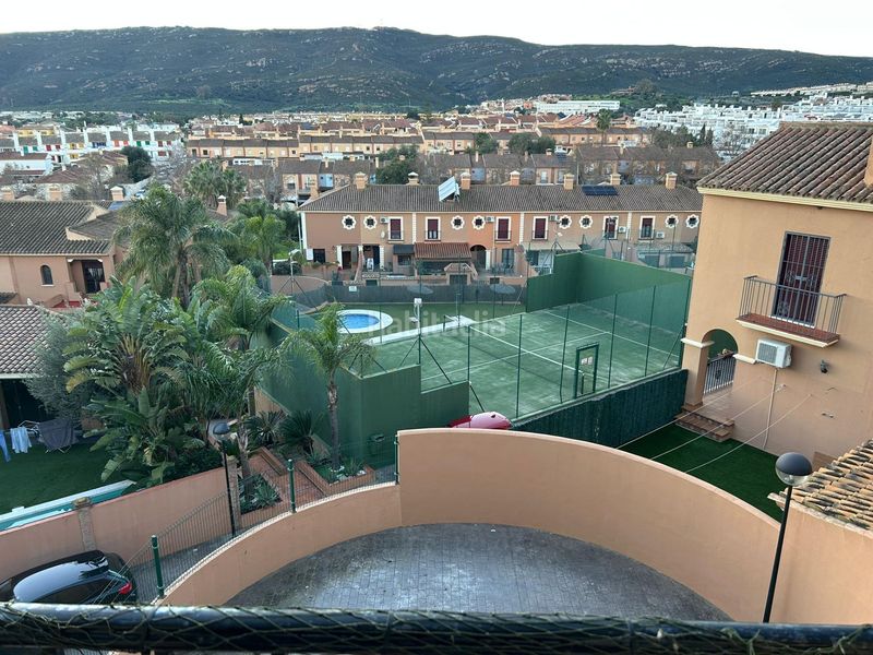 Foto 3b6d5e27-3492-4d54-8115-4d99de5d6ed1. Casa adossada amb aparcament piscina a El Zabal-Santa Margarita Línea de la Concepción (La)