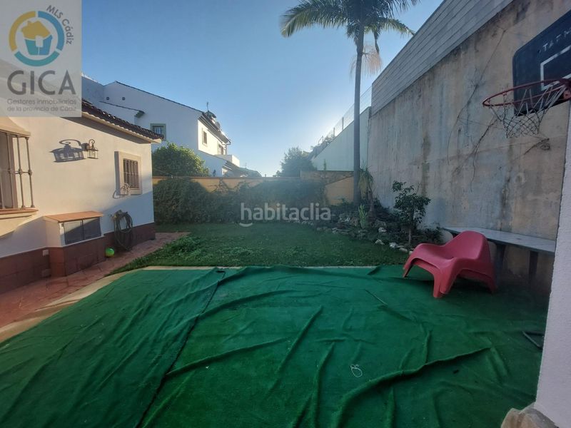 Foto 195c95bc-33f5-4947-b842-83a032a0f4d3. Xalet amb aparcament a La Granja - La Colina - Los Pastores Algeciras