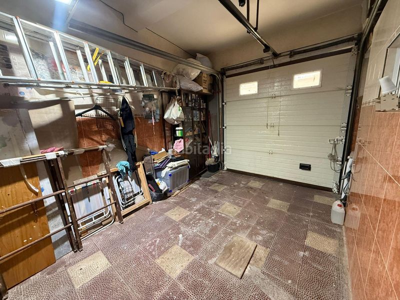 Foto 0ed2e504-99da-4f42-a87a-f3d767e44c6b. Casa amb aparcament a San José-San Bernardo Línea de la Concepción (La)