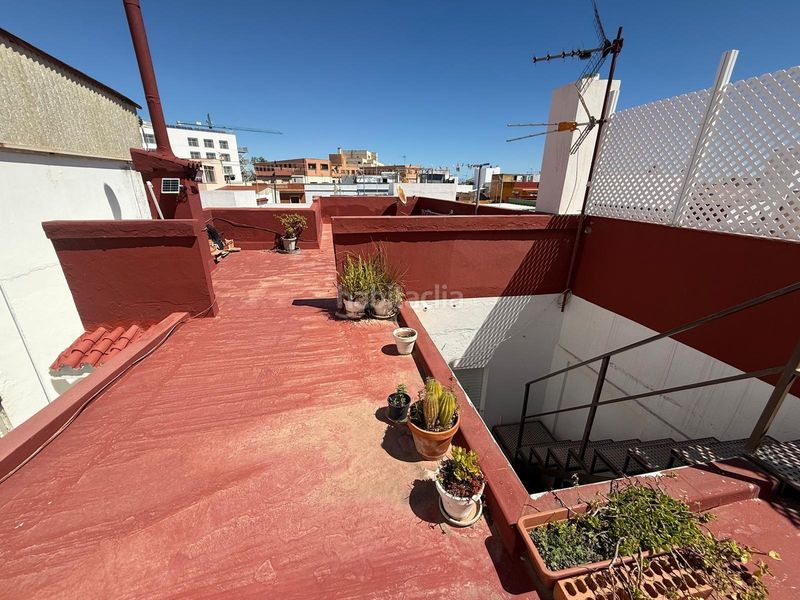 Foto 0ef520ea-70f8-4015-89a0-3bff909e172c. Casa amb aparcament a San José-San Bernardo Línea de la Concepción (La)