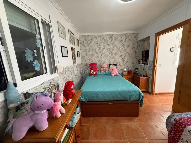 Foto 294c11b9-ff30-4c02-b359-30e1a25a3169. Casa amb aparcament a San José-San Bernardo Línea de la Concepción (La)