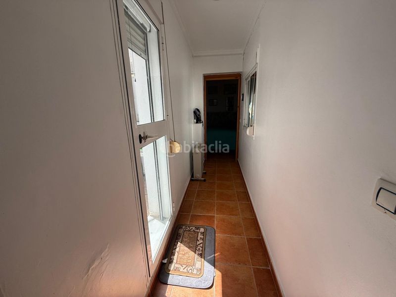 Foto 8a902db6-e173-47ad-bf58-2d8fd94ba630. Casa amb aparcament a San José-San Bernardo Línea de la Concepción (La)