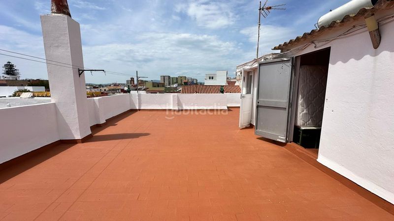 Foto bc638b9b-87e9-4766-8782-c69b3bf877fc. Casa amb aparcament a San Pedro-Gabriel Miró-María Guerrero Línea de la Concepción (La)