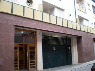Aparcament cotxe a Carrer doctor robert 1. Plaça d'aparcament en venda