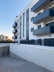 Oficina a Carrer avenir 13. Oficina situada en un bloc de pisos d'obra nova a santa coloma d