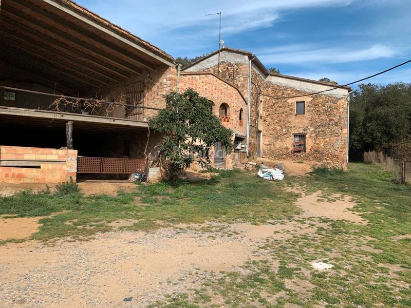 Foto 64dba31c-a114-405c-a7bc-fc3f89c2469a. Country house with fireplace in Brunyola i Sant Martí Sapresa