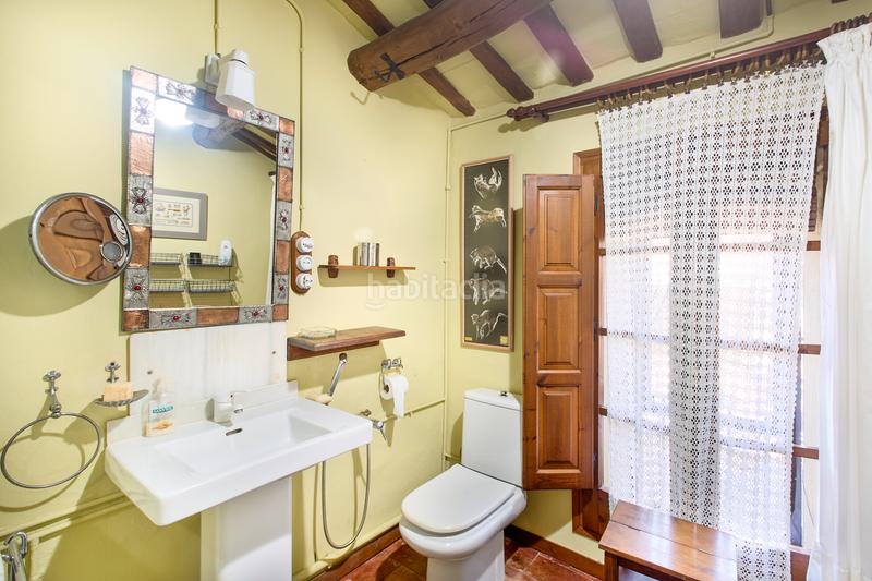 Foto b69063cb-3588-4fa1-a94a-5220898ba180. Chalet with fireplace parking pool in Riudarenes