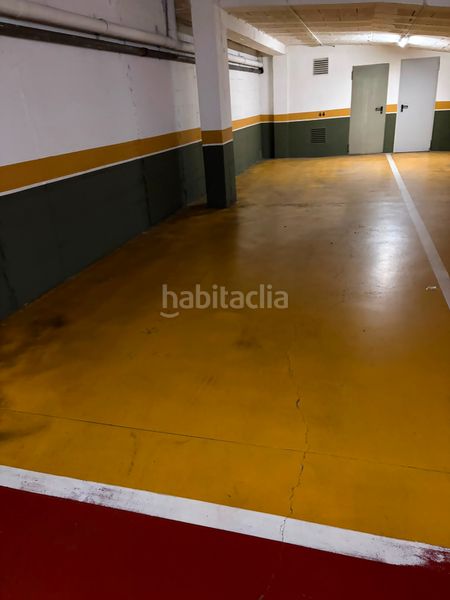 Foto 1b5daa48-bf9b-4239-9a09-31c0acf99e53. Aparcament cotxe a Santa Coloma de Farners