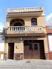 Casa en Palacios y Villafranca (Los). Casa con local