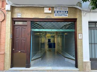 Lloguer Local Comercial a Palacios y Villafranca (Los). Local en alquiler