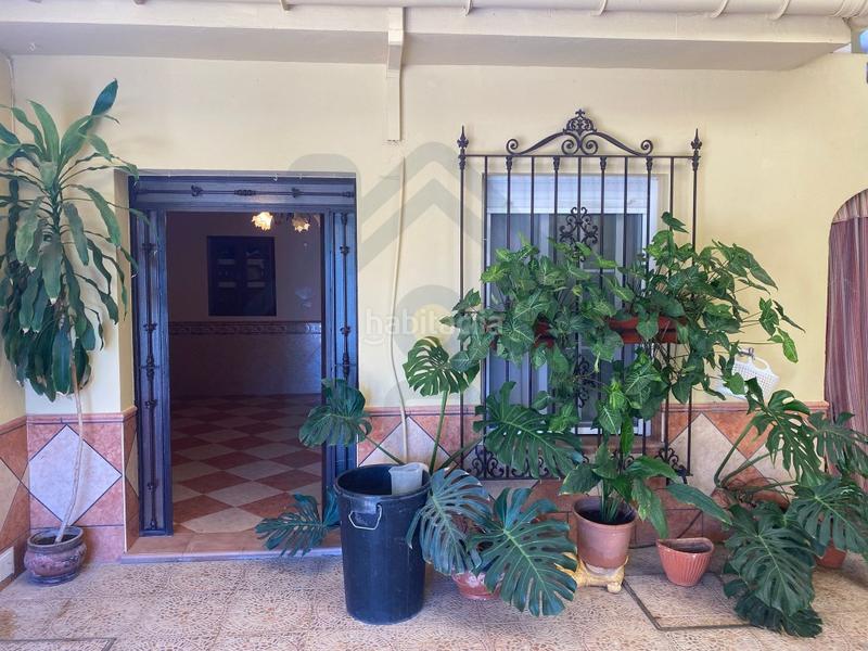 Foto b9223bdd-4766-463f-8d45-37c93cdda797. Maison dans Pedanías Sur Utrera