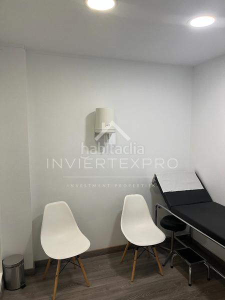 Foto aa4243e7-a0d4-45a1-9f81-f836516cd23b. Pas-de-porte local commercial avec chauffage dans Sant Ramon - Maternitat Barcelona