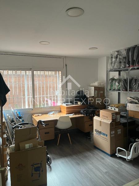 Foto 2b0fbed7-801b-47cb-82f1-96d48ec095ba. Transfer business premise with heating in Sant Ramon - Maternitat Barcelona